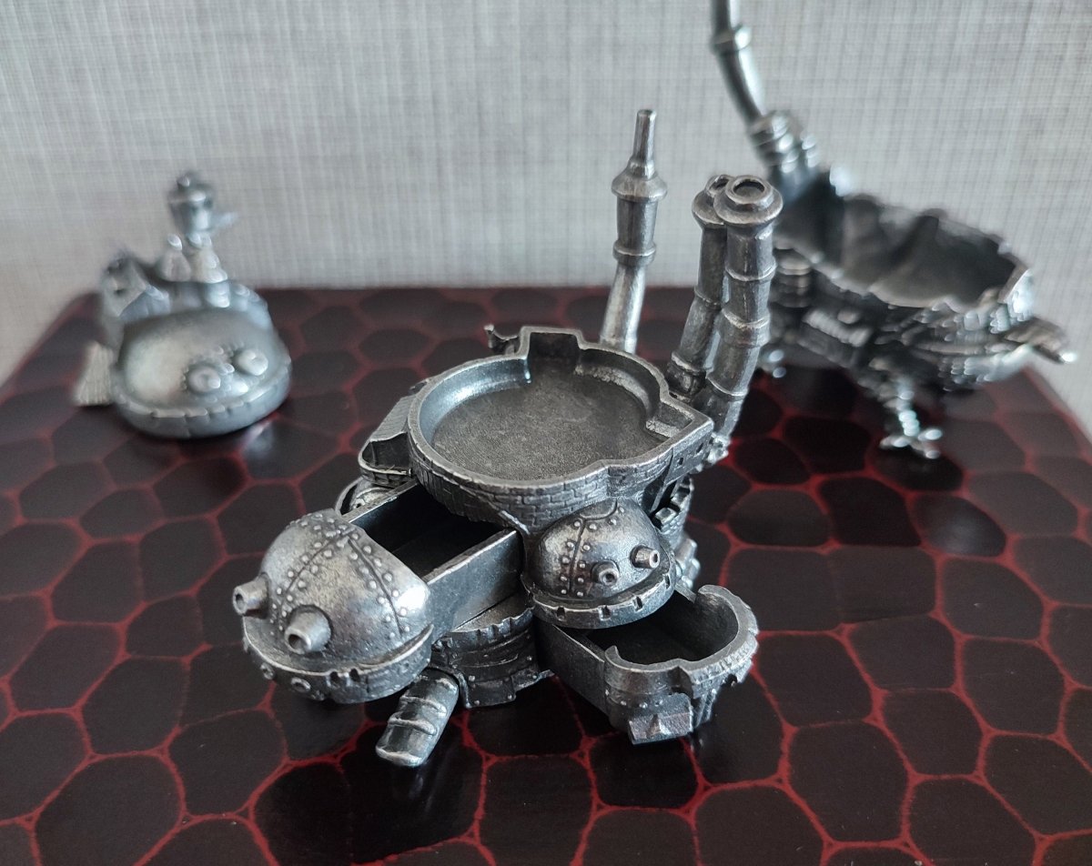 Official Ghibli Howls Moving Castle Metallic Jewelry Box • Ghibli Museum Exclusive - Kamaji Market
