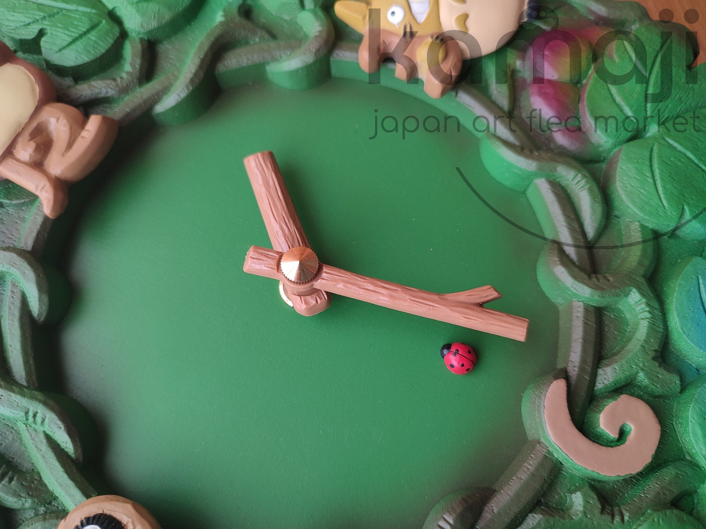 Horloge murale verte officielle Ghibli Totoro vintage* • Tenture murale Mon voisin Totoro / Décoration d'intérieur / Design d'intérieur