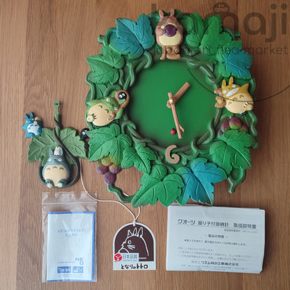 Horloge murale verte officielle Ghibli Totoro vintage* • Tenture murale Mon voisin Totoro / Décoration d'intérieur / Design d'intérieur