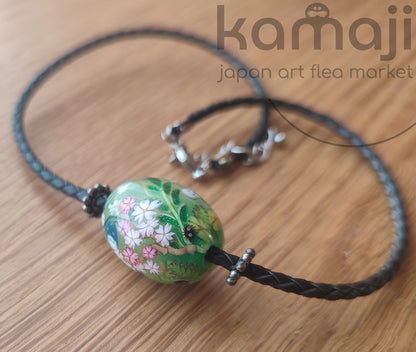 Collier officiel Totoro du musée Ghibli • Bijoux en verre faits main Mon voisin Totoro