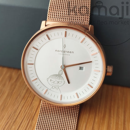 Offizielle Mumins Nordgreen Armbanduhr • Little My Roségoldene japanische Uhren • Limitierte Auflage: 1000 Stück