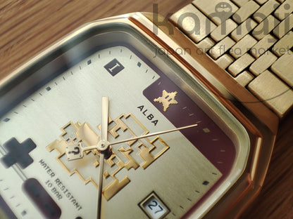 Montre-bracelet officielle Super Mario • Montres japonaises en acier inoxydable doré • ALBA Seiko Nintendo