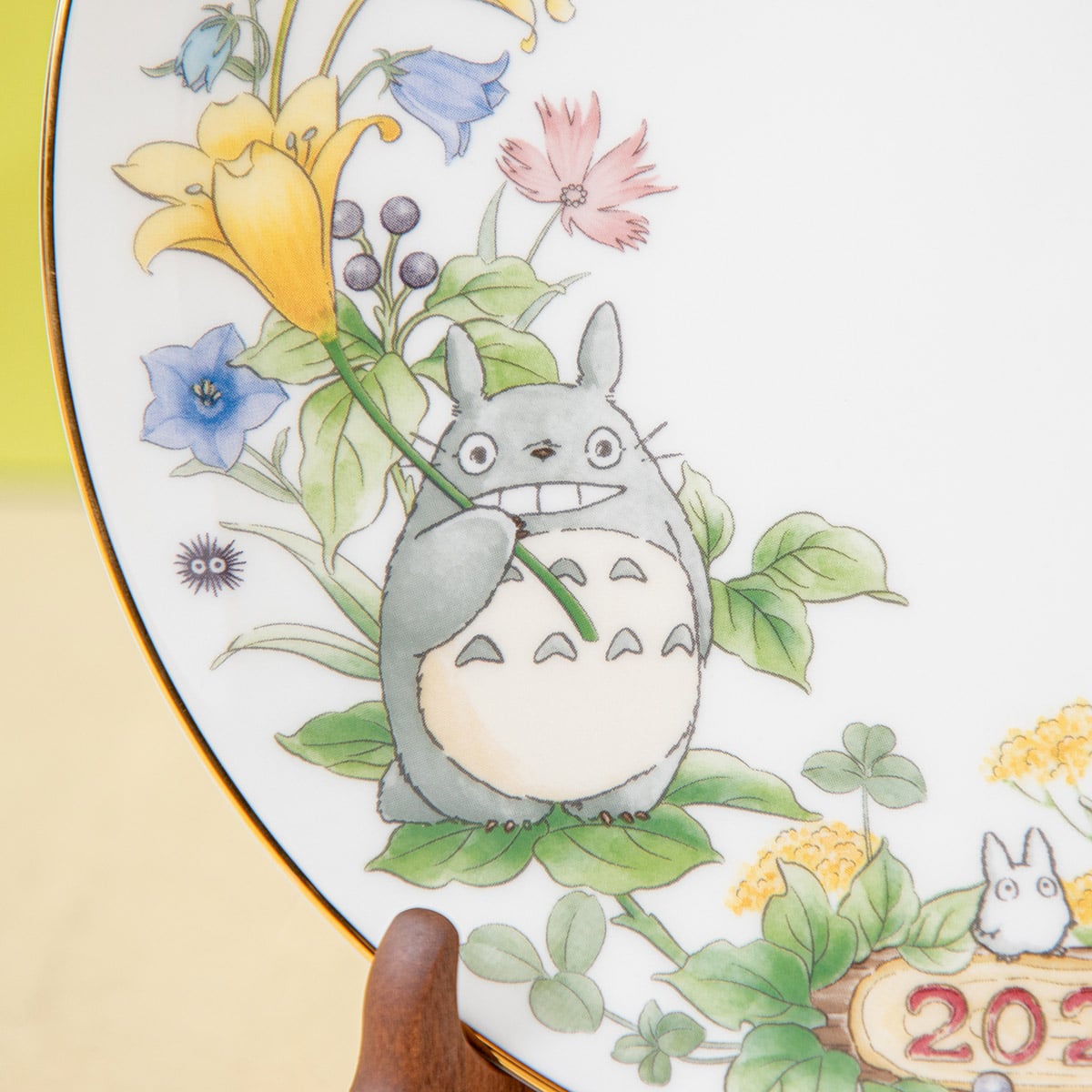 Pre-Order* Official Ghibli My Neighbor Totoro 2027 Noritake Commemorative Plate