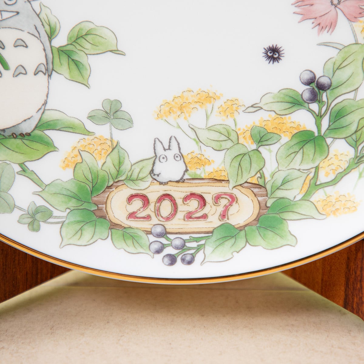 Pre-Order* Official Ghibli My Neighbor Totoro 2027 Noritake Commemorative Plate