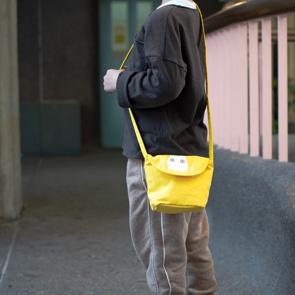 Original Ghibli Studio Mei's Shoulder Bag with Small Totoro • My Neighbor Totoro Yellow Cosmetic Bag/Pochette/Wallet/Makeup Bag • Anime Gift