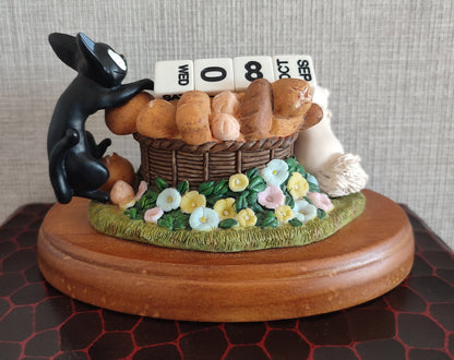 Vintage* Original Ghibli Perpetual Dice Calendar • Kikis Delivery Service Figure/Figurine/Statue/Replica/Decor/Interior Diorama • Jiji Gift