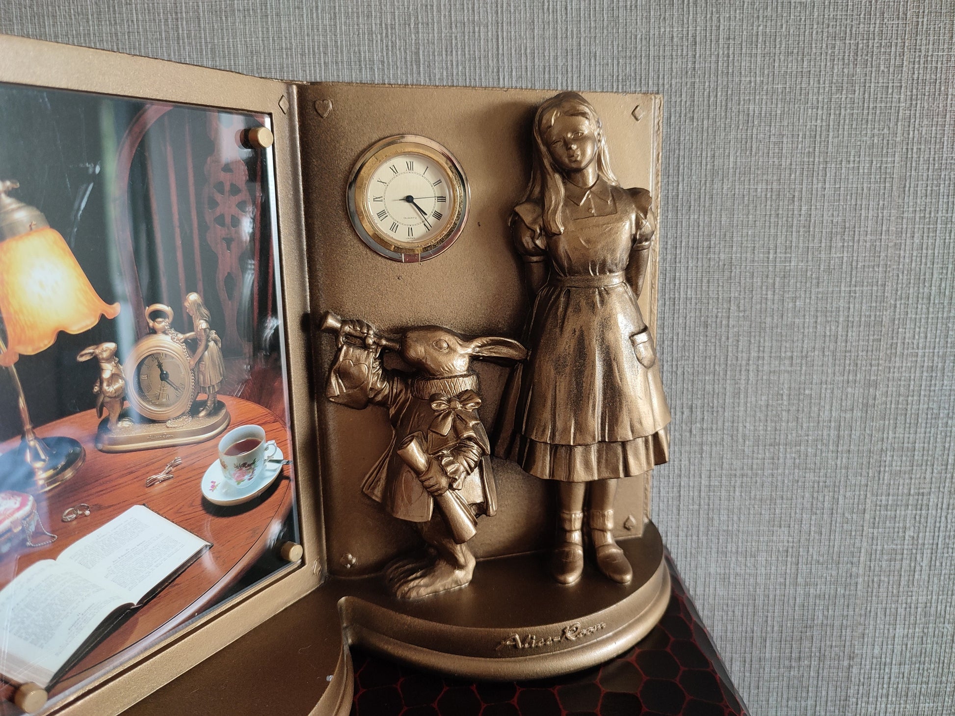 Vintage* Alice in Wonderland Heavy Statue/Clock/Photo Frame • Book Figure/Figurine/Replica/Home Decor/Interior Diorama • Retro Japanese Gift