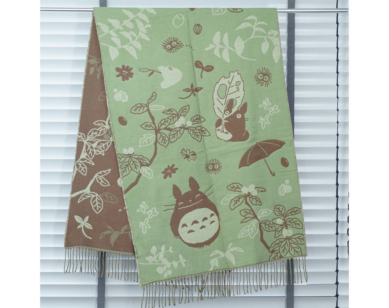 Original Ghibli Totoro Shoulder Shawl • My Neighbor Totoro Jacquard Stole/Scarf/Tippet/Cape/Put-on/Muffler • Catbus Studio Ghibli Gift