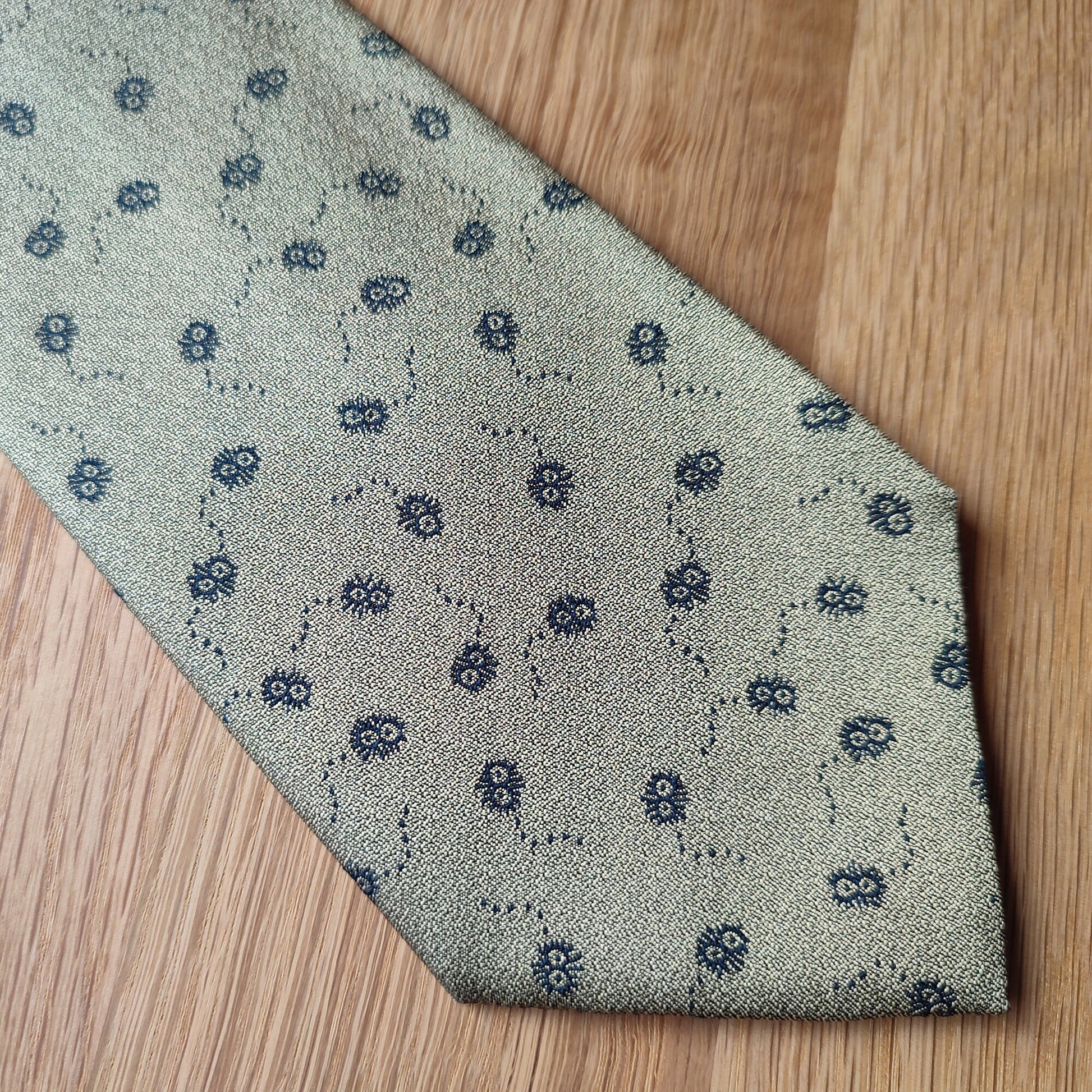 Vintage* Original Ghibli Totoro Necktie • My Neighbor Totoro Neckwear/Ascot/Cravat/Accent Clothes • Gold Silk Neck Tie • Studio Ghibli Gift