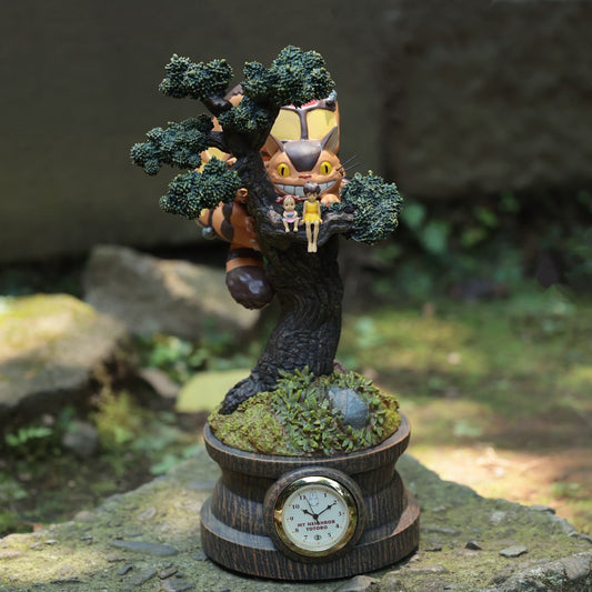 Horloge de bureau officielle Ghibli Totoro avec Catbus • Figurine/Statue/Décoration d'intérieur Mon voisin Totoro • Horloge diorama intérieure sur un pin