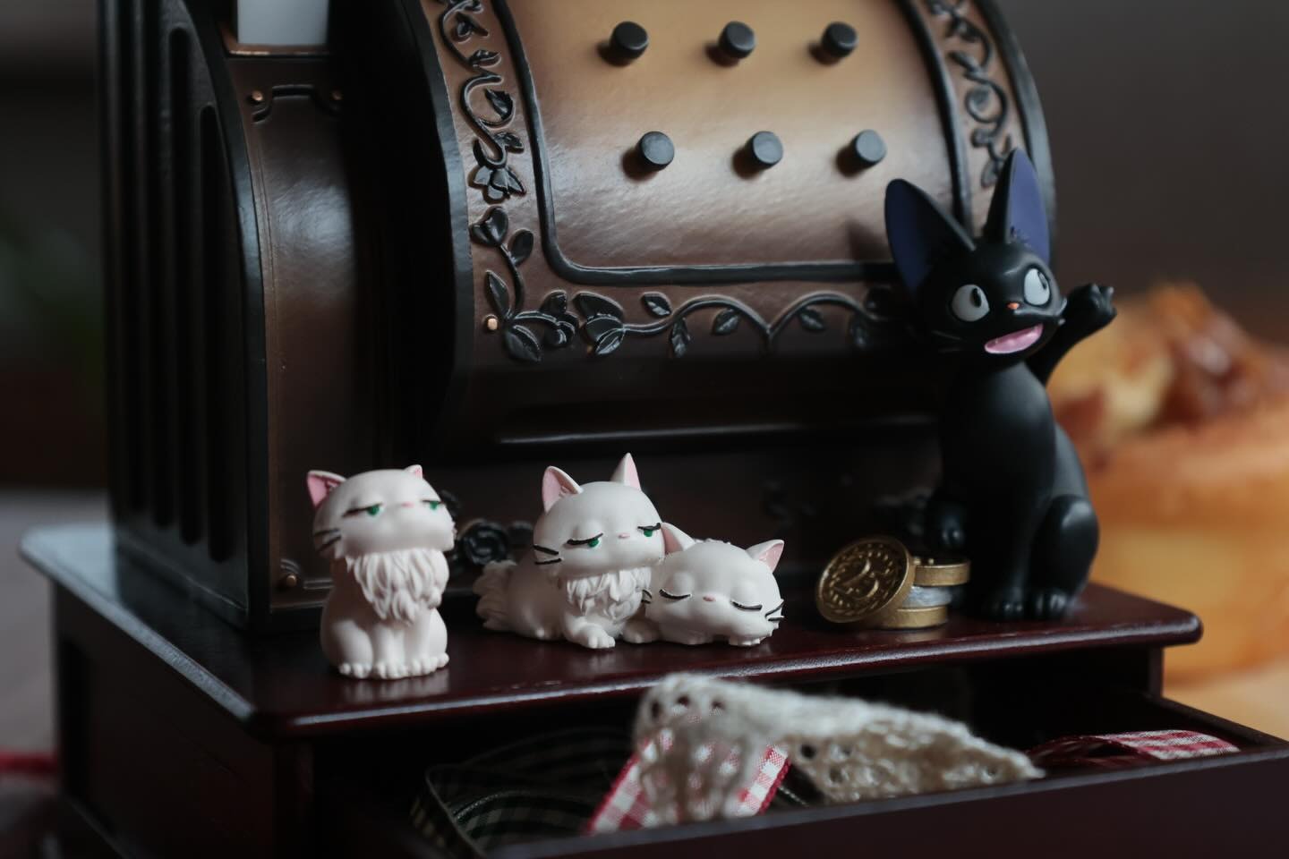 Official Ghibli Kikis Delivery Service Music Box/Figure/Jewelry Holder • Jiji's Shop Home Decor Diorama