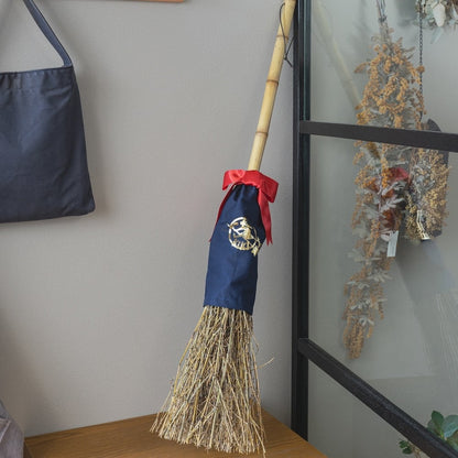 Kikis Delivery Service Kiki's Broom - Kamaji Market