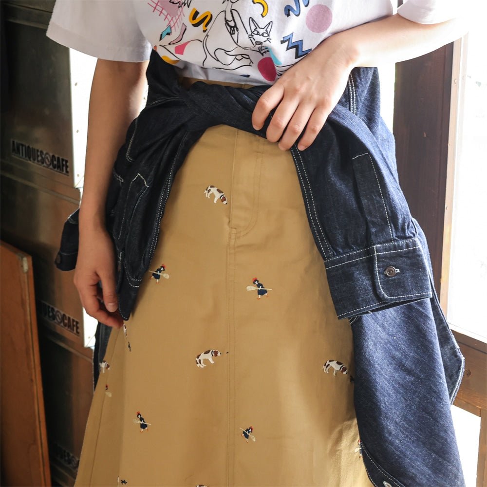 Kikis Delivery Service Skirt • Beige Embroidery GBL - Kamaji Market