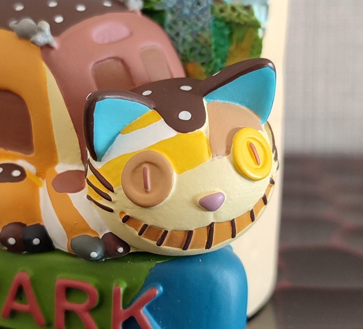 My Neighbor Totoro Magnet/Figure with Catbus • Ghibli Park Exclusive - Kamaji Market