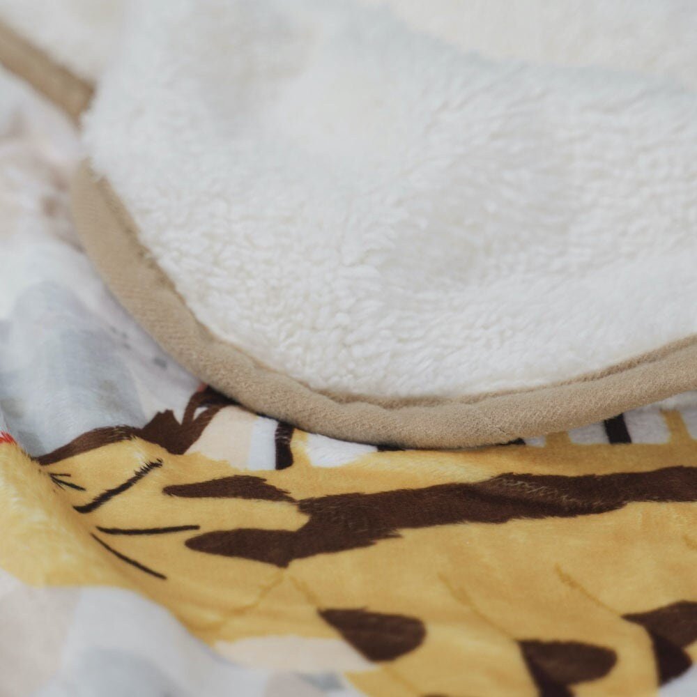 Official Ghibli Catbus Warm Blanket/Cushion/Home Decor • My Neighbor Totoro Bed Throw/Pillow/Interior Decoration - Kamaji Market