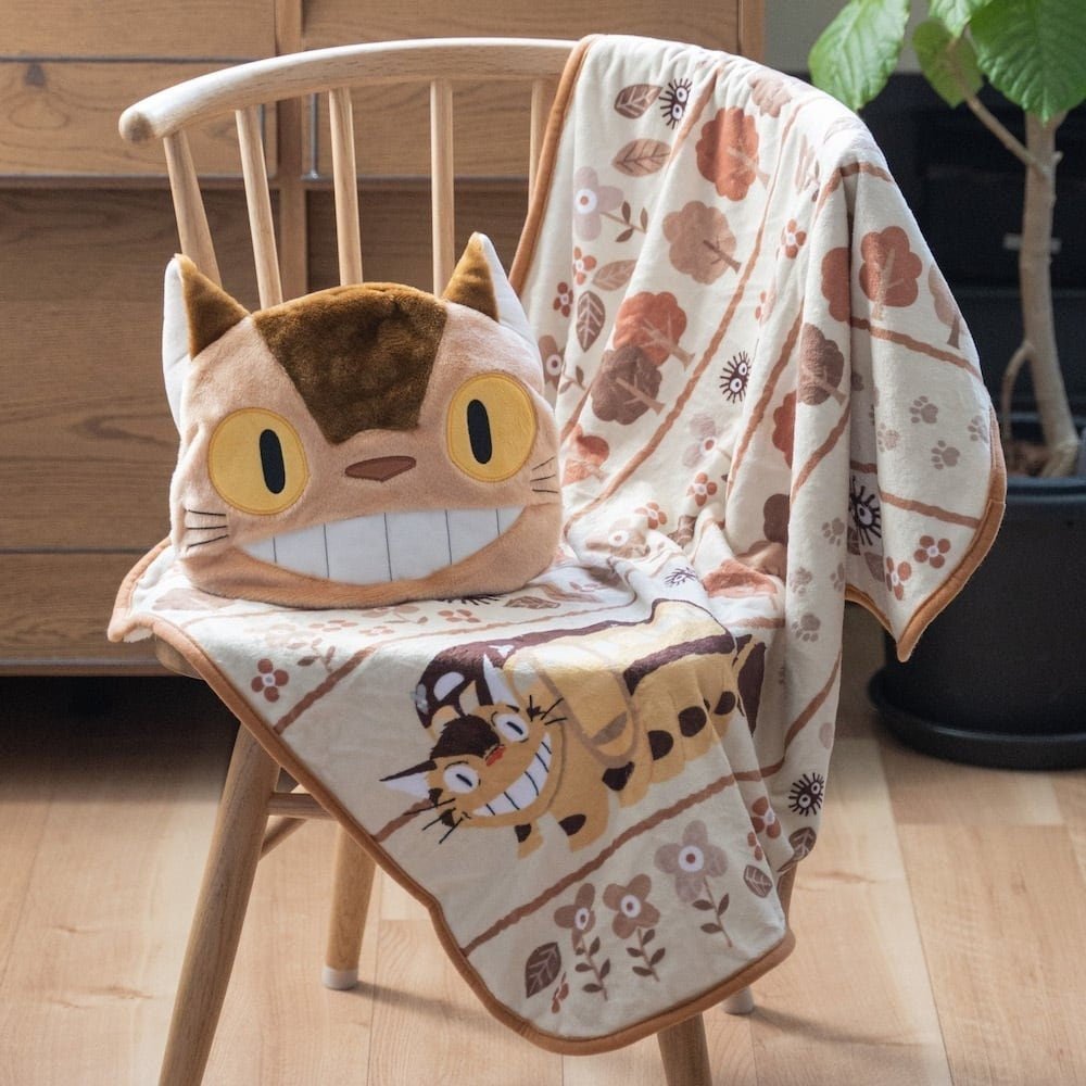 Official Ghibli Catbus Warm Blanket/Cushion/Home Decor • My Neighbor Totoro Throw/Pillow/Replica/Interior Decoration - Kamaji Market