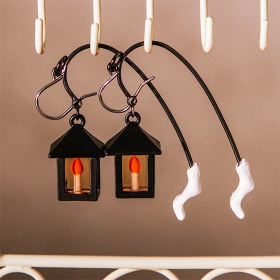 Official Ghibli Guiding Lantern Ring, Pierced Earrings • Spirited Away Jewelry • Japanese Jewellery Bijouterie - Kamaji Market