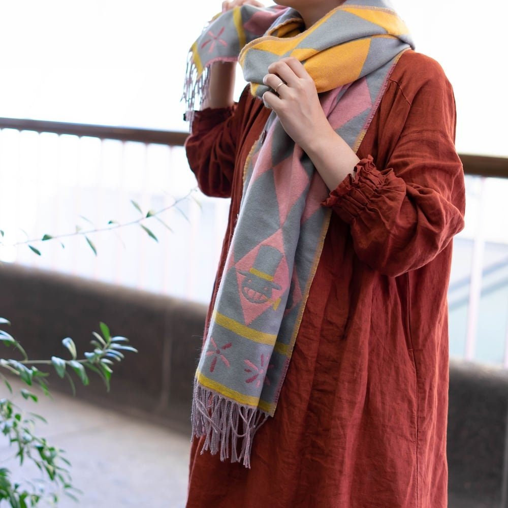 Official Ghibli Howls Moving Castle Shawl • Jacquard Stole with Calcifer - Kamaji Market