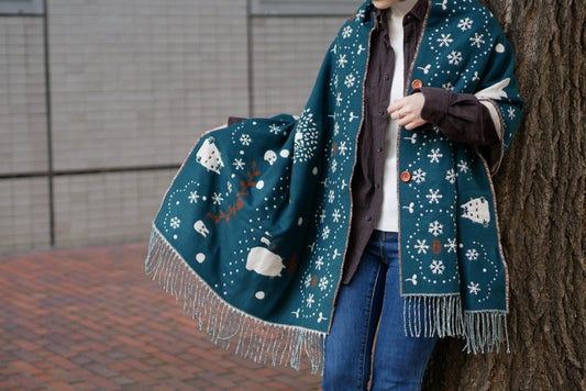 Official Ghibli My Neighbor Totoro Shoulder Shawl • Jacquard Stole/Scarf/Muffler with Catbus - Kamaji Market