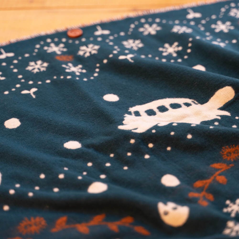 Official Ghibli My Neighbor Totoro Shoulder Shawl • Jacquard Stole/Scarf/Muffler with Catbus - Kamaji Market