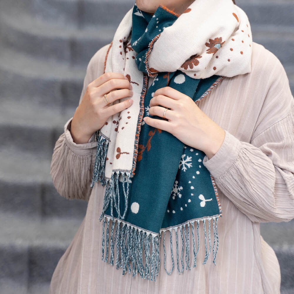 Official Ghibli My Neighbor Totoro Shoulder Shawl • Jacquard Stole/Scarf/Muffler with Catbus - Kamaji Market