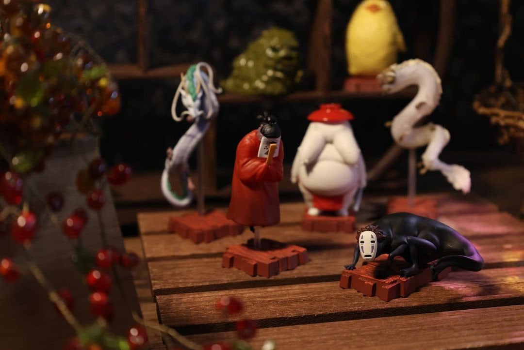 Official Ghibli Spirited Away Figure (Set of 8) • No Face Kaonashi Haku Figurine/Home Decor - Kamaji Market