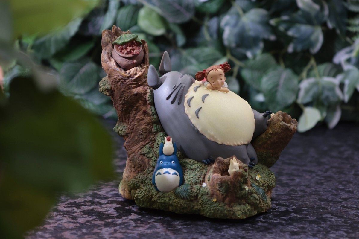Official Ghibli Totoro and Mei Figure/Music Box • My Neighbor Totoro Home Decor/Interior Diorama - Kamaji Market