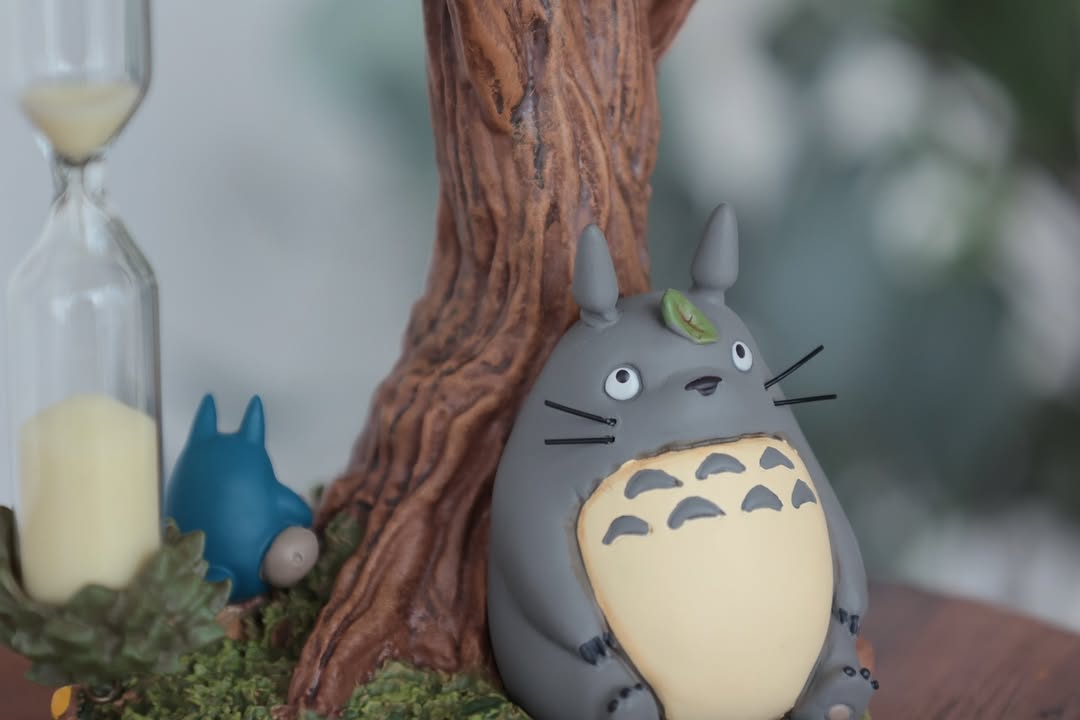 Official Ghibli Totoro and Tree Diorama/Clock • My Neighbor Totoro Hourglass Sand Clock Interior Home Decor - Kamaji Market