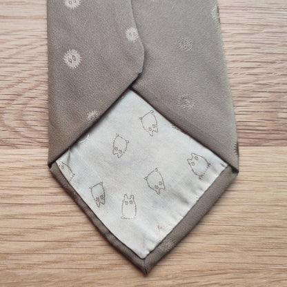Official Ghibli Totoro Necktie • My Neighbor Totoro Neckwear/Ascot/Cravat/Accent Clothes • Beige Silk Neck Tie - Kamaji Market