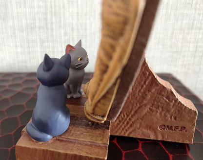 Official Mary And The Witchs Flower Table Mirror+Plush • Tib and Gib Cats Figure/Figurine/Interior Home Decor • Original Studio Ponoc Gift - Kamaji Market