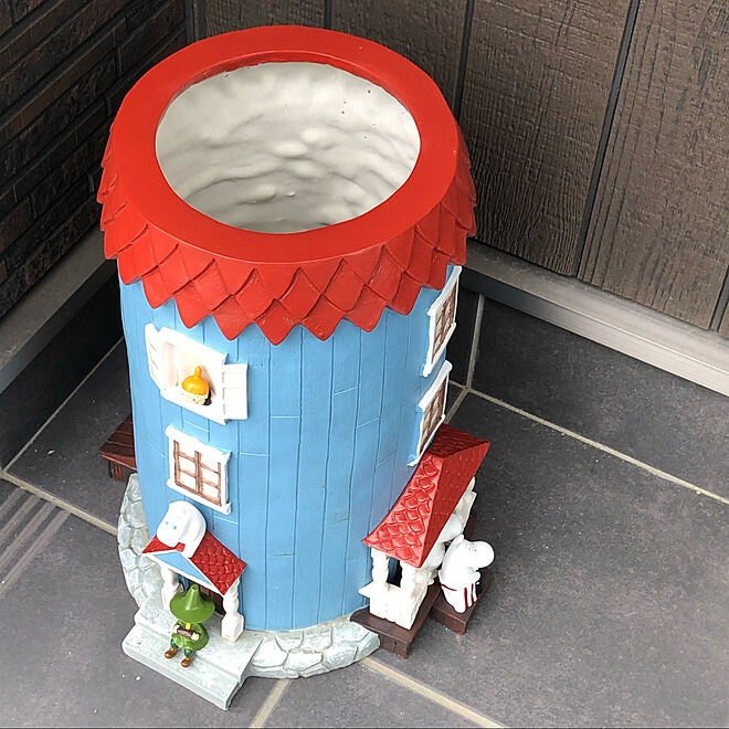 Official Moomin Huge Planter Cover/Stand/Urn • Figure/Figurine/Statue/Home Gardening Decor/Interior Diorama • Moomintroll, Little My - Kamaji Market