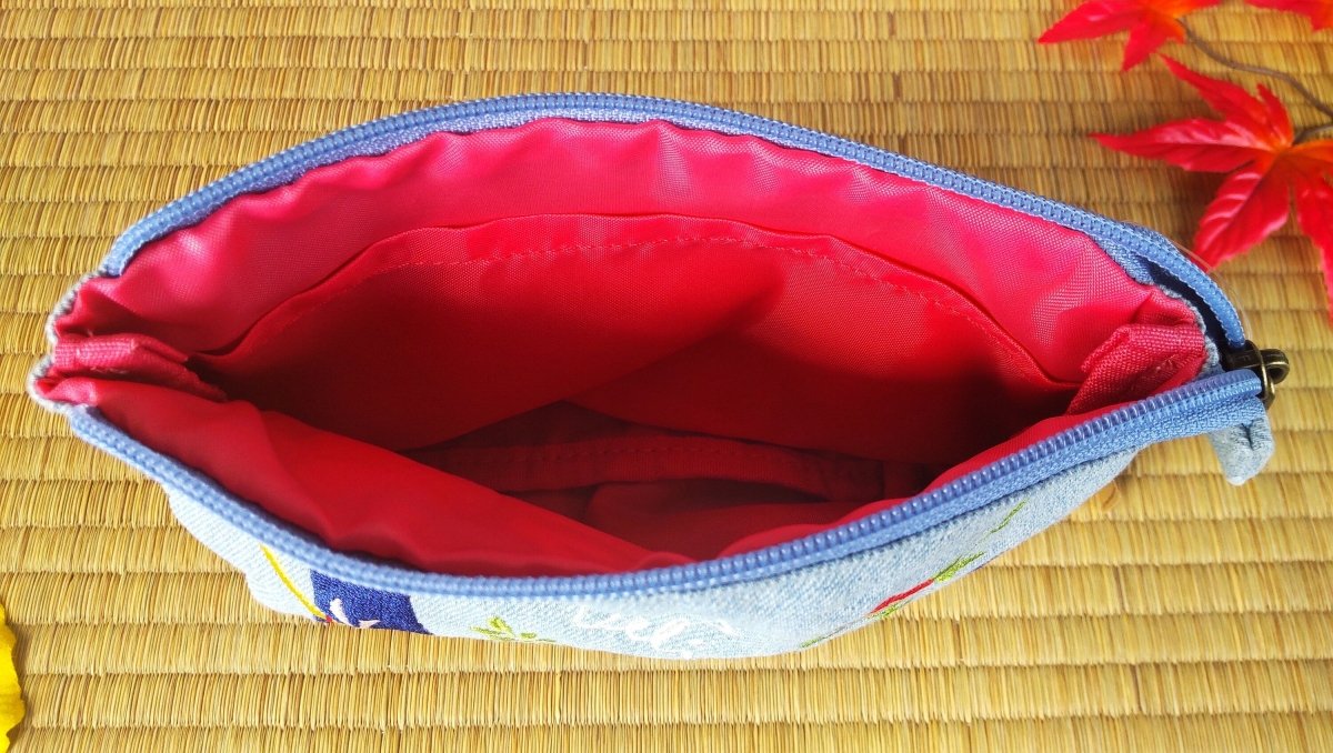 Official Studio Ghibli Jiji Pouch/Clutch • Kikis Delivery Service Case/Cosmetic Bag/Wallet/Makeup Bag • Gigi Anime Replica Gift - Kamaji Market