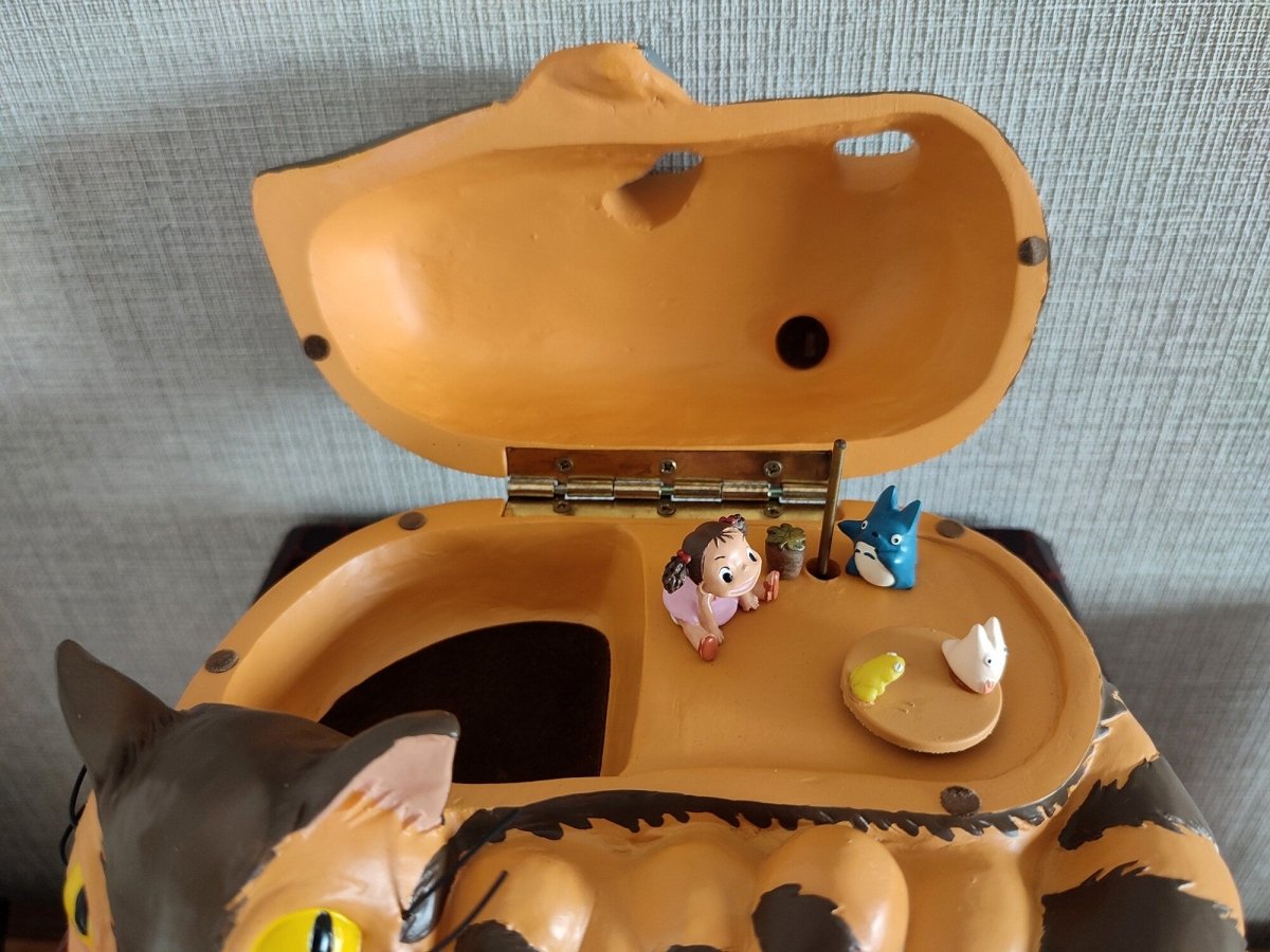 Vintage* Official Ghibli Catbus Figure/Music Box • My Neighbor Totoro Figurine/Diorama/Home Decor/Interior Design - Kamaji Market