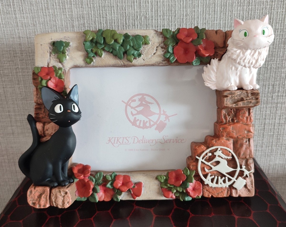 Vintage* Official Ghibli Jiji Photo Frame/Interior Diorama • Kikis Delivery Service Figure/Figurine/Home Decor - Kamaji Market
