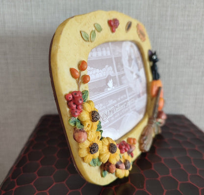 Vintage* Official Ghibli Jiji Photo Frame/Interior Diorama • Kikis Delivery Service Figure/Figurine/Home Decor - Kamaji Market