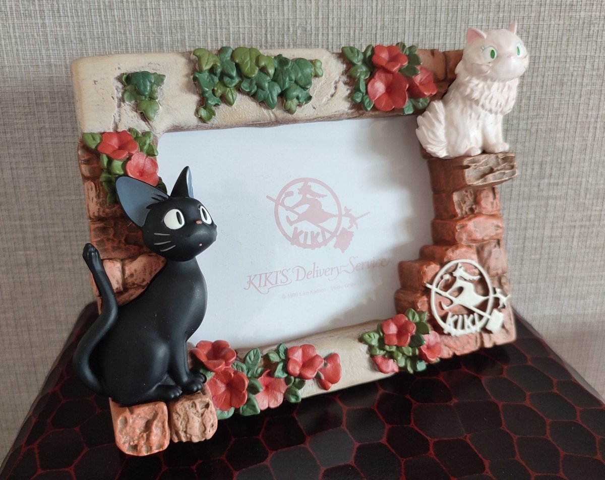 Vintage* Official Ghibli Jiji Photo Frame/Interior Diorama • Kikis Delivery Service Figure/Figurine/Home Decor - Kamaji Market