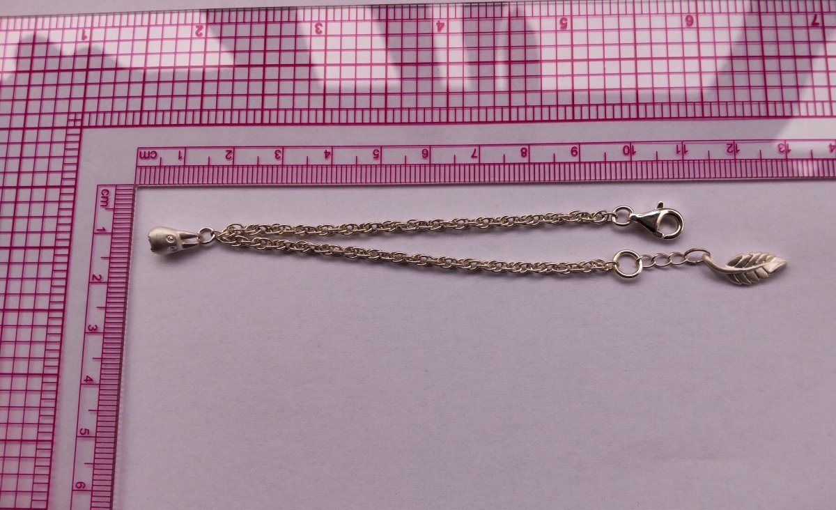 Vintage* Official Ghibli My Neighbor Totoro Silver Bracelet • Small Totoro Charm • Cominica - Kamaji Market