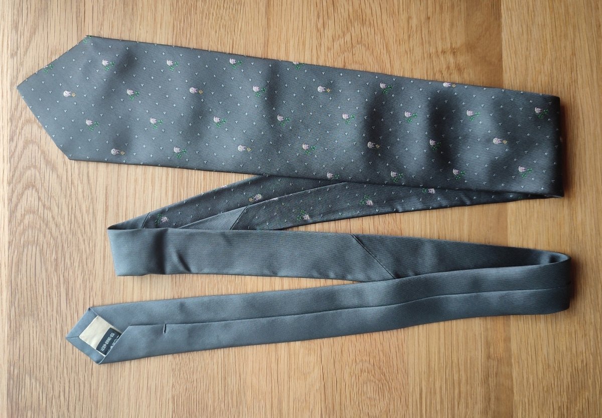 Vintage* Official Ghibli Totoro Necktie • My Neighbor Totoro Neckwear/Ascot/Cravat/Accent Clothes • Gray Neck Tie - Kamaji Market