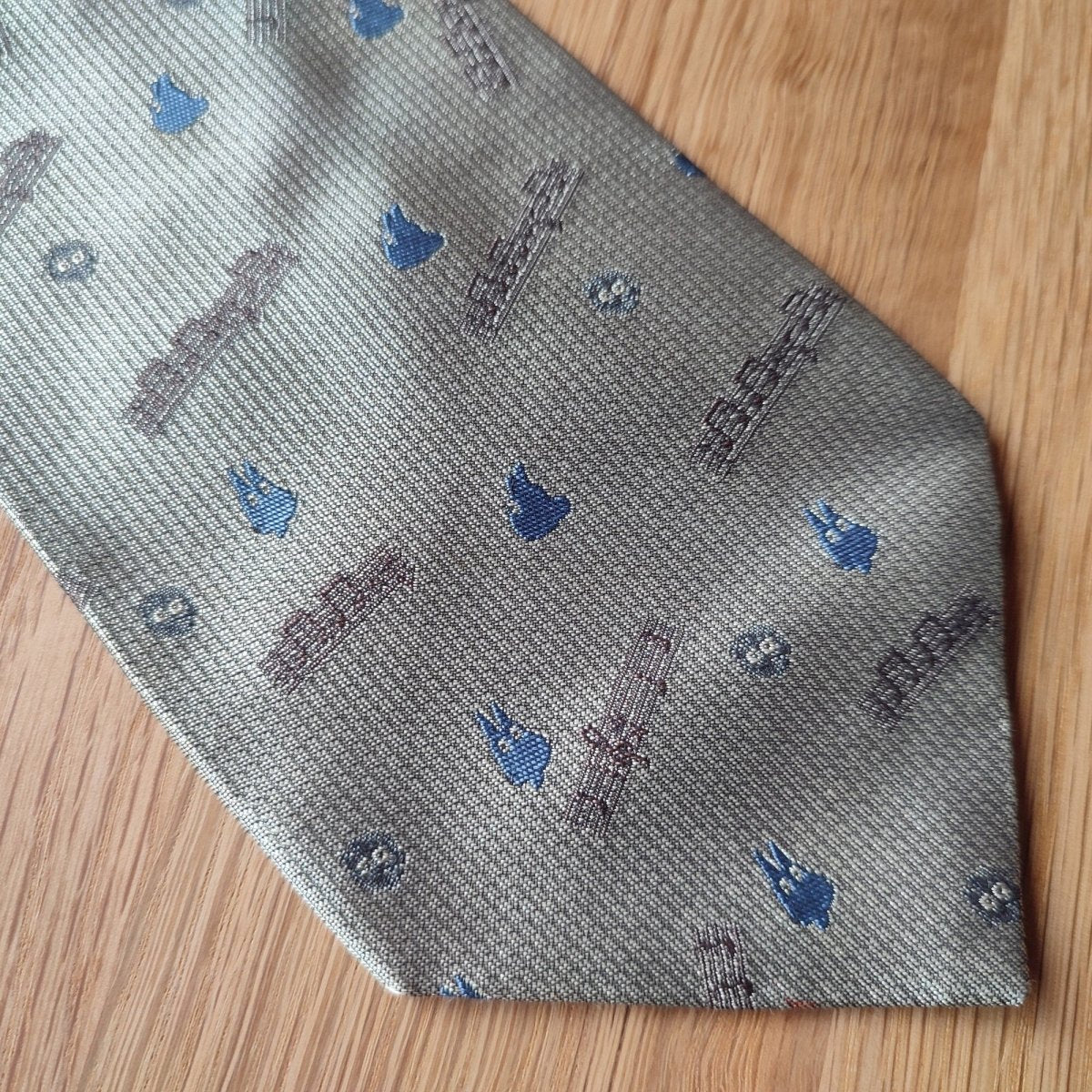 Vintage* Official Ghibli Totoro Necktie • My Neighbor Totoro Neckwear/Ascot/Cravat/Accent Clothes • Silver Neck Tie - Kamaji Market