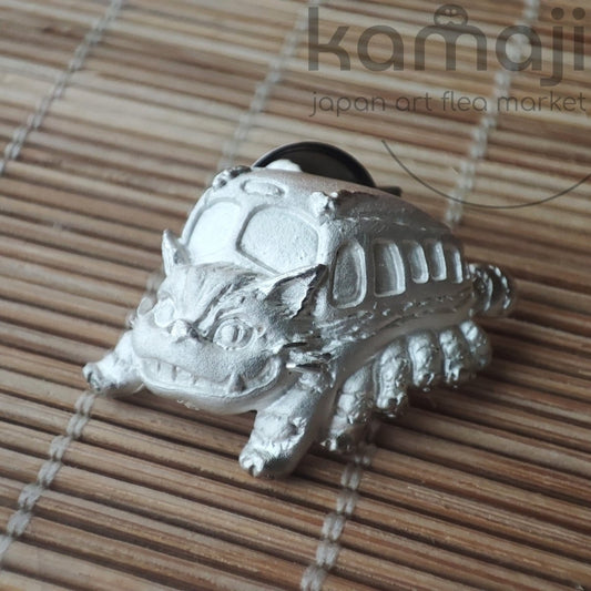 Vintage* Official Studio Ghibli My Neighbor Totoro Silver Lapel Pin/Brooch with Catbus • Cominica - Kamaji Market